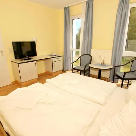 F-1010 Strandhaus Moenchgut Bed&breakfast Dz 26 Garten, Strandnah, Inkl Fruehstueck Lobbe