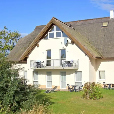 Hotel F-1010 Strandhaus Moenchgut Bed&breakfast Dz 26 Garten, Strandnah, Inkl Fruehstueck Lobbe